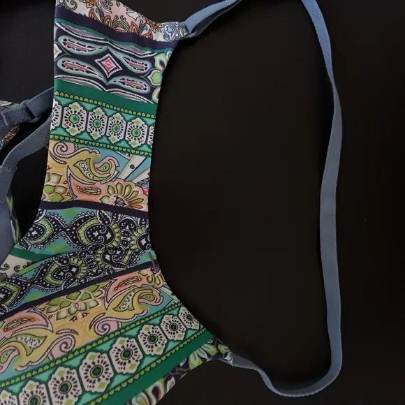 Victoria's Secret 32A Demi Cup Bra - Picture 5 of 7